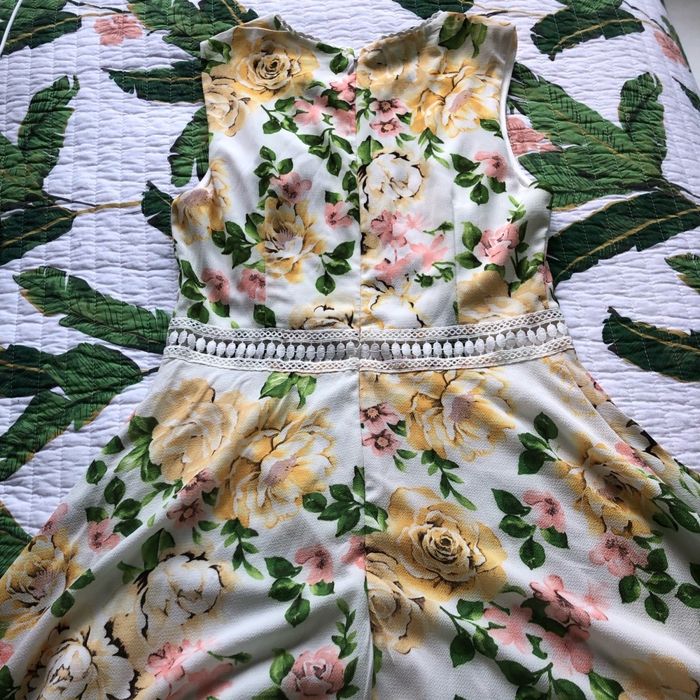 Chic Disney princess flower dress